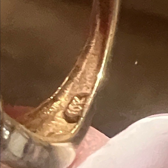 TRADE - Picture 3 of 4